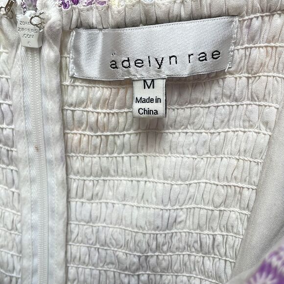 Adelyn Rae Gina Embroidered Eyelet Romper Medium - Picture 8 of 10